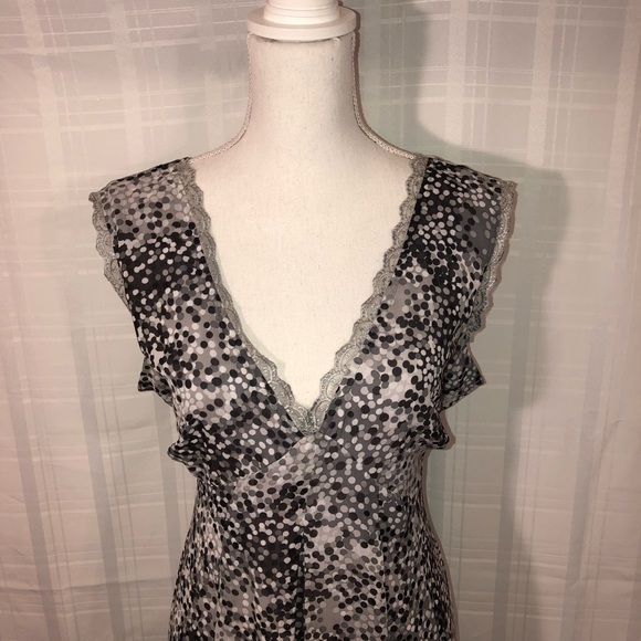 ‼️SOLD‼️ Essentials by Milano Dress - Picture 5 of 10